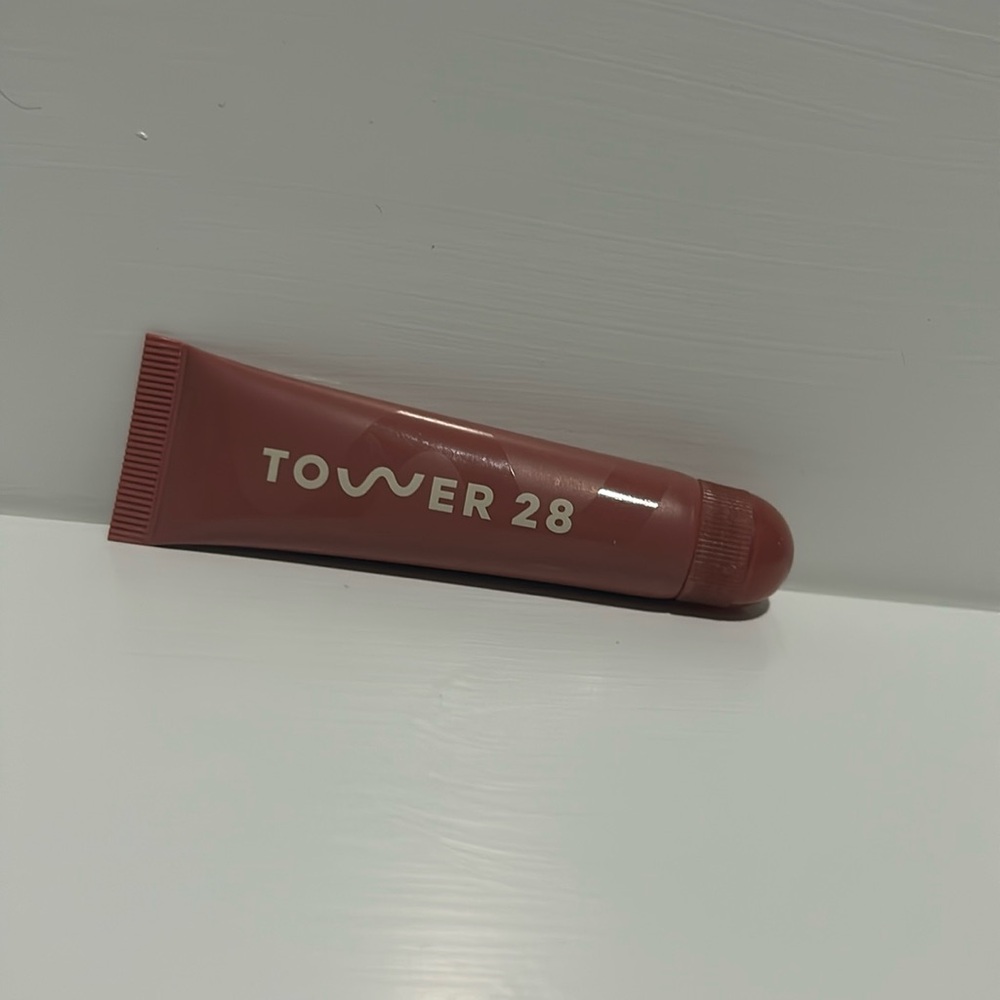 Tower 28 lip softy